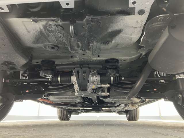 ホンダ ヴェゼル １．５ Ｅ：ＨＥＶ Ｘ ４ＷＤ R5年 (東北) 99