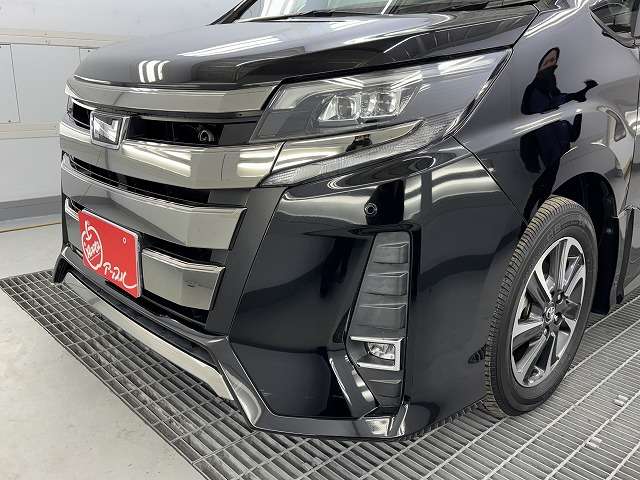 トヨタ ノア ２．０ ＳＩ ＷＸＢ ４ＷＤ H30年 (東北) 99