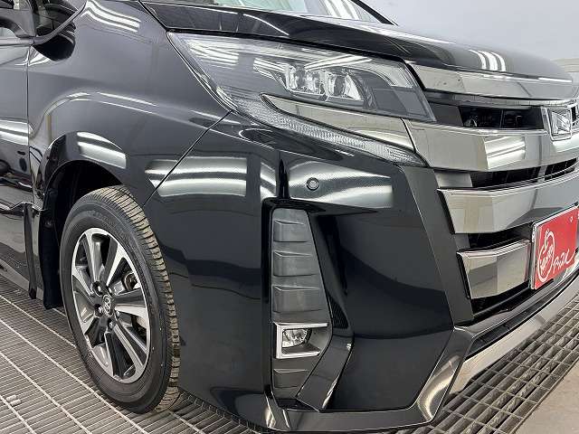 トヨタ ノア ２．０ ＳＩ ＷＸＢ ４ＷＤ H30年 (東北) 99
