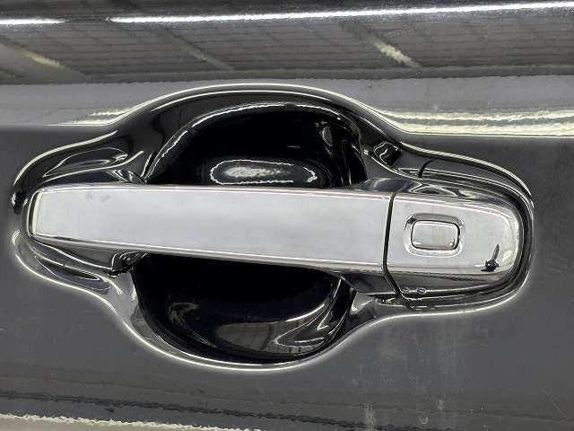 トヨタ ノア ２．０ ＳＩ ＷＸＢ ４ＷＤ H30年 (東北) 99