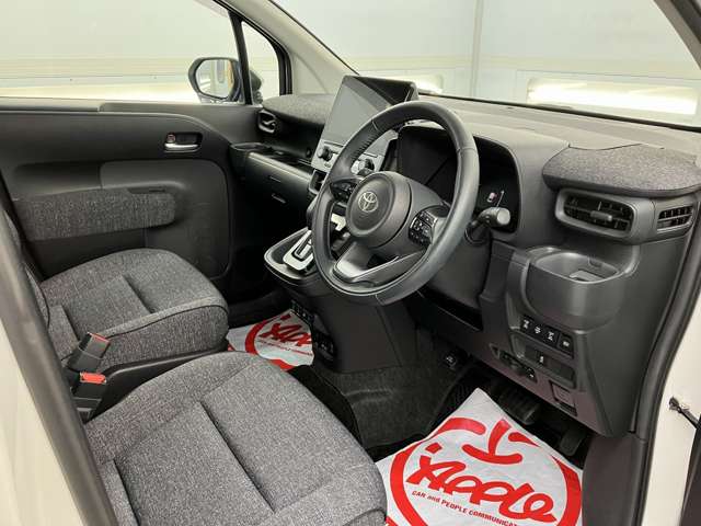 トヨタ シエンタ　ハイブリッド ハイブリッド １．５ Ｚ Ｅ－ＦＯＵＲ ４ＷＤ R5年 (東北) 99
