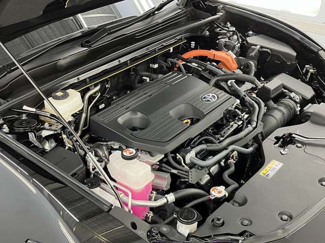 トヨタ クラウン　スポーツ　ハイブリッド ２．５ Ｚ Ｅ－ＦＯＵＲ ４ＷＤ R6年 (東北) 99