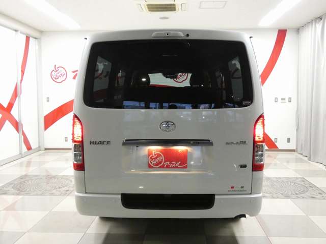 トヨタ ハイエースバン ２．８ スーパーＧＬ ダークプライム Ｓ ロングボディ ディーゼルターボ ４ＷＤ R7年 (東北) 99