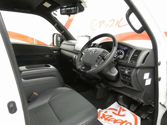 トヨタ ハイエースバン ２．８ スーパーＧＬ ダークプライム Ｓ ロングボディ ディーゼルターボ ４ＷＤ R7年 (東北) 99