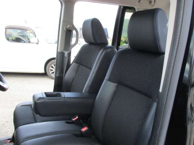 ホンダ Ｎ　ＢＯＸ ターボＳＳＰＫＧブラックスタイルＰＫＧ H28年 () 99