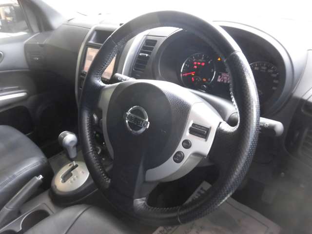 日産 エクストレイル ２．０ ２０ＧＴ ディーゼルターボ ４ＷＤ H23年 (東海) 99