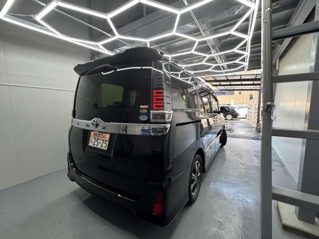 トヨタ ヴォクシー ２．０ ＺＳ 煌 H30年 (九州・沖縄) 99