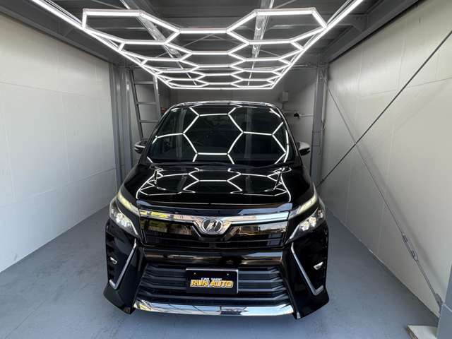 トヨタ ヴォクシー ２．０ ＺＳ 煌 H30年 (九州・沖縄) 99