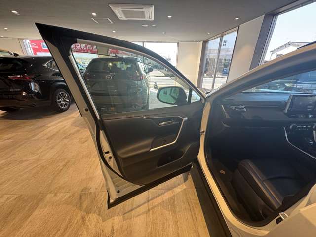 トヨタ ＲＡＶ４ Ｇ　Ｚパッケージ R3年 (九州・沖縄) 99