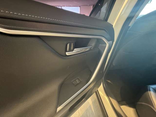 トヨタ ＲＡＶ４ Ｇ　Ｚパッケージ R3年 (九州・沖縄) 99