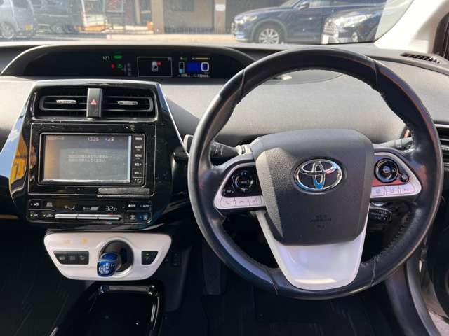 トヨタ プリウスＰＨＶ １．８ Ｓ H30年 (九州・沖縄) 99