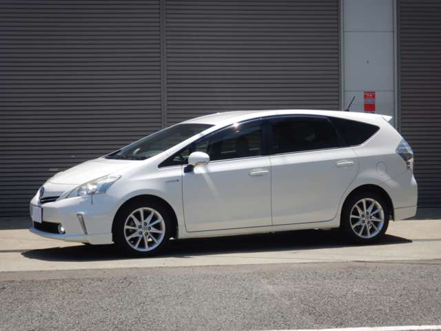 トヨタ プリウスΑ １．８ Ｓ ツーリングセレクション H24年 (中国) 99