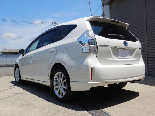 トヨタ プリウスΑ １．８ Ｓ ツーリングセレクション H24年 (中国) 99