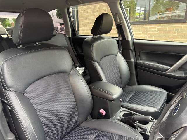 スバル フォレスター ２．０ＸＴ アイサイト ４ＷＤ H26年 (九州・沖縄) 99