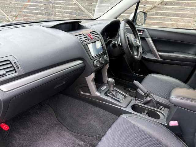 スバル フォレスター ２．０ＸＴ アイサイト ４ＷＤ H26年 (九州・沖縄) 99