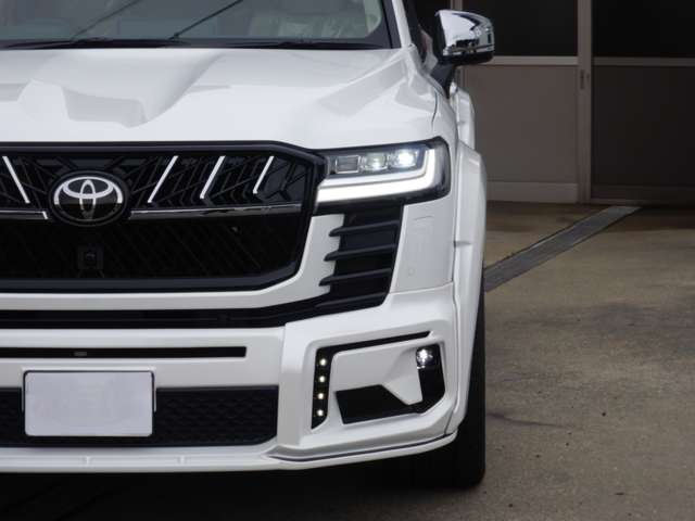 トヨタ ランドクルーザー ３．５ ＺＸ ４ＷＤ R8年 (中国) 99