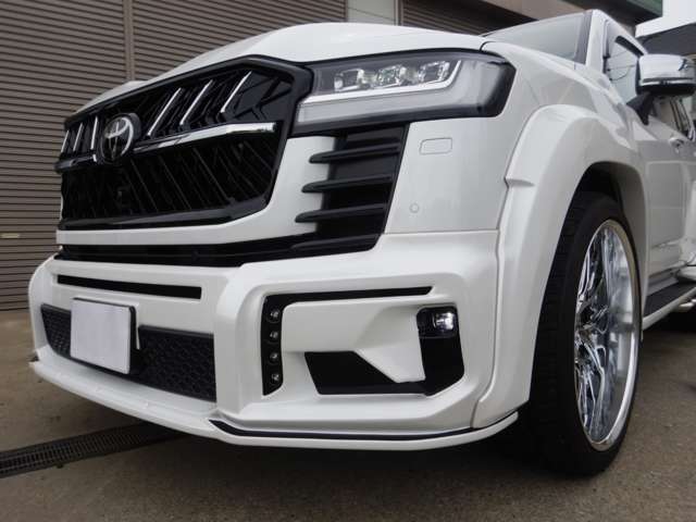 トヨタ ランドクルーザー ３．５ ＺＸ ４ＷＤ R8年 (中国) 99