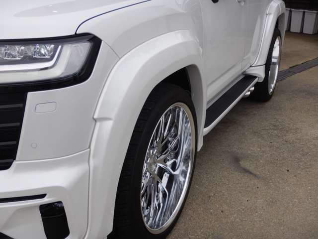 トヨタ ランドクルーザー ３．５ ＺＸ ４ＷＤ R8年 (中国) 99