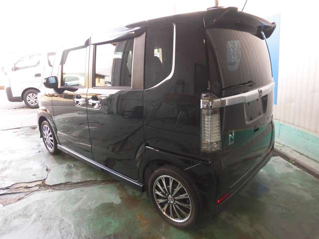 ホンダ Ｎ　ＢＯＸ ６６０ カスタムＧ ターボＡパッケージ H27年 (東海) 99