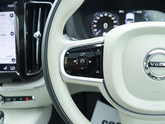ボルボ ＸＣ６０ Ｄ４ ＡＷＤ インスクリプション ディーゼルターボ ４ＷＤ R1年 (関東) 99