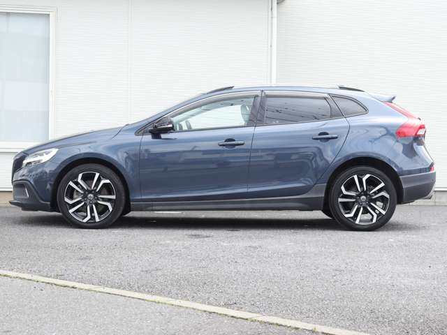 ボルボ Ｖ４０クロスカントリー Ｔ５ ＡＷＤ サマム ４ＷＤ H29年 (関東) 99