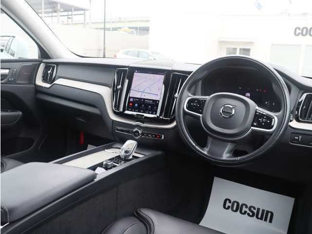 ボルボ ＸＣ６０ Ｂ５ ＡＷＤ インスクリプション ４ＷＤ R4年 (東海) 99