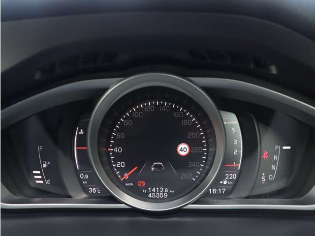 ボルボ Ｖ４０ Ｄ４ ダイナミック エディション ディーゼルターボ H29年 (東海) 99