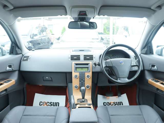 ボルボ Ｃ３０ ２．４ｉ　ＳＥ H21年 (関東) 99