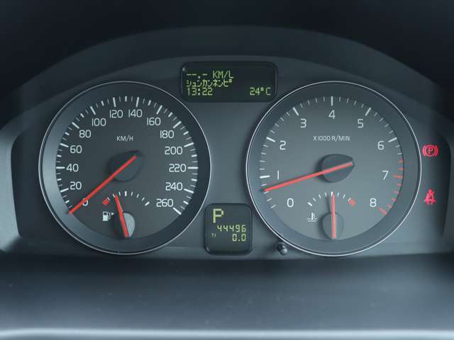ボルボ Ｃ３０ ２．４ｉ　ＳＥ H21年 (関東) 99