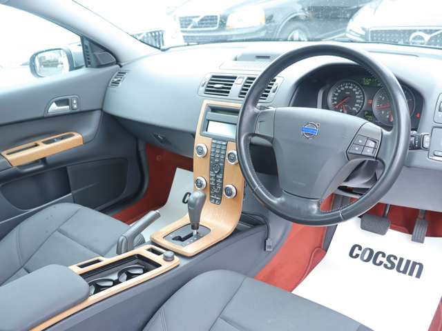 ボルボ Ｃ３０ ２．４ｉ　ＳＥ H21年 (関東) 99