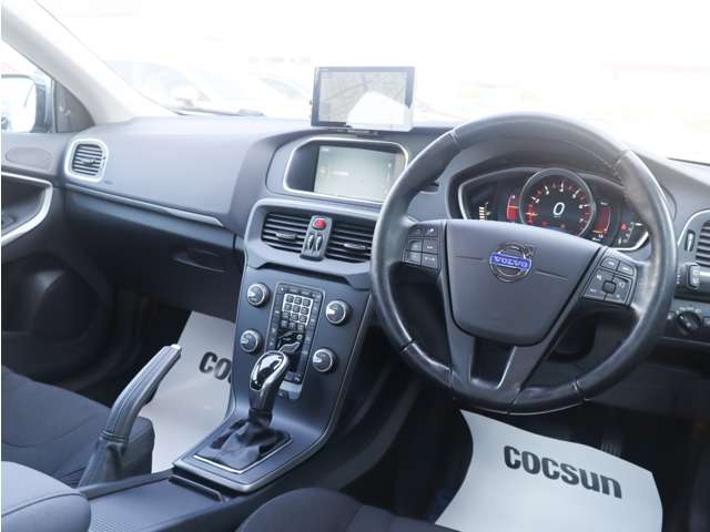 ボルボ Ｖ４０ Ｔ４ H25年 (東海) 99