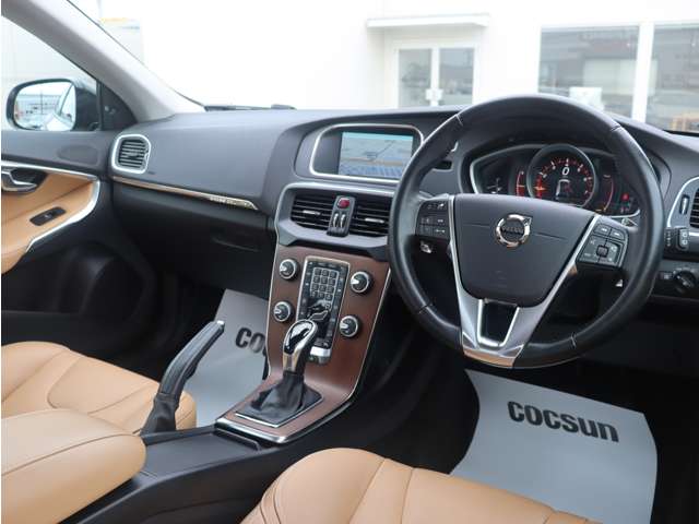 ボルボ Ｖ４０クロスカントリー Ｔ５ ＡＷＤ サマム ４ＷＤ H28年 (東海) 99
