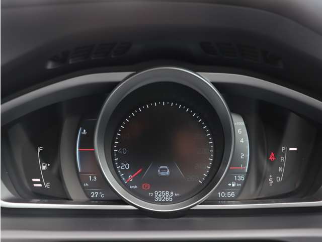 ボルボ Ｖ４０ Ｔ４　ＳＥ H25年 (東海) 99