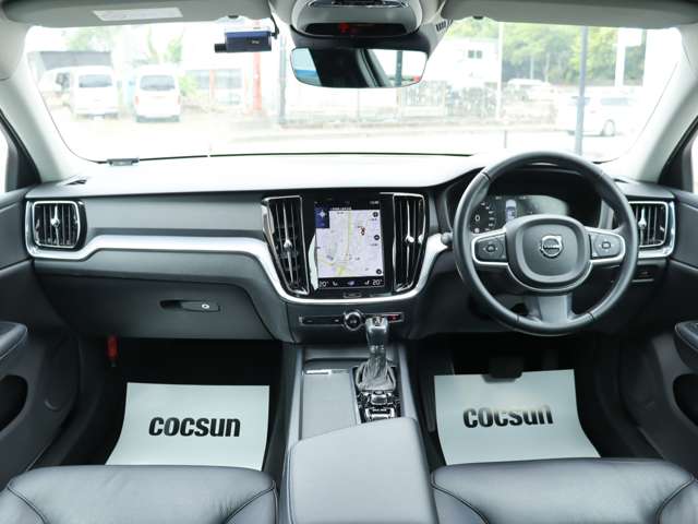 ボルボ Ｖ６０ Ｔ５　モメンタム R1年 (関東) 99