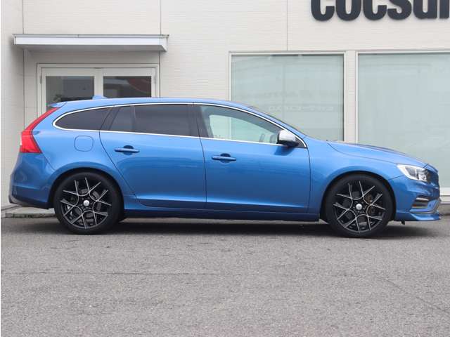 ボルボ Ｖ６０ Ｔ６ ＡＷＤ Ｒデザイン ４ＷＤ H29年 (東海) 99