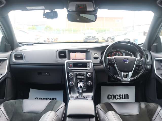 ボルボ Ｖ６０ Ｔ６ ＡＷＤ Ｒデザイン ４ＷＤ H29年 (東海) 99