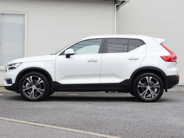 ボルボ ＸＣ４０ リチャージ　プラグインハイブリッド　Ｔ５　インスクリプション R3年 (関東) 99