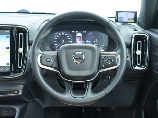 ボルボ ＸＣ４０ リチャージ　プラグインハイブリッド　Ｔ５　インスクリプション R3年 (関東) 99