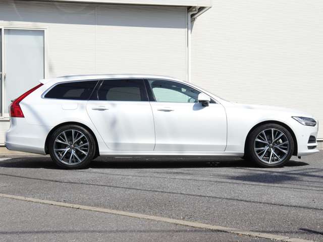 ボルボ Ｖ９０ Ｄ４ モメンタム ディーゼルターボ R2年 (関東) 99