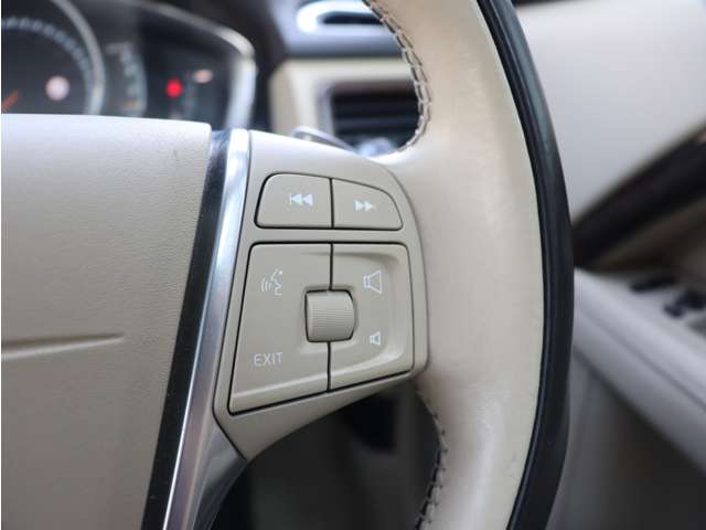 ボルボ Ｖ７０ Ｔ５　クラシック H27年 (東海) 99