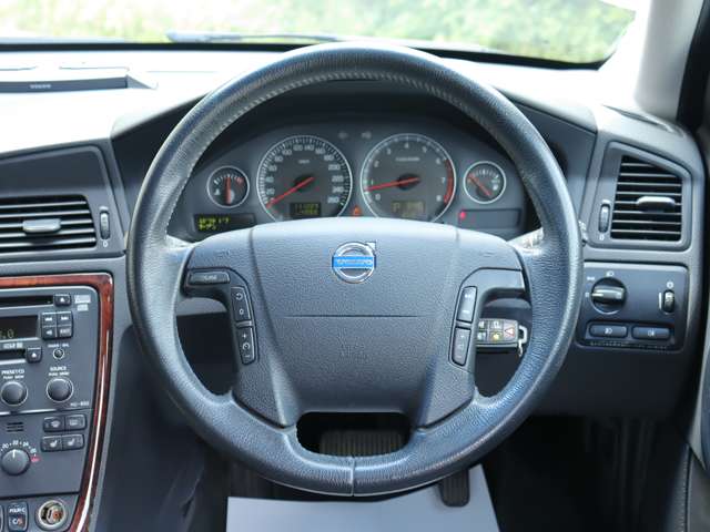 ボルボ ＸＣ７０ ２．５Ｔ クラシック ４ＷＤ H19年 (関東) 99