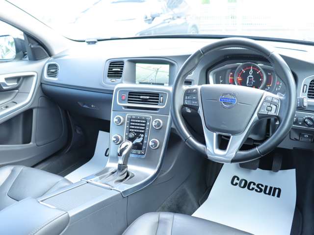 ボルボ Ｖ６０クロスカントリー Ｄ４ ＳＥ ディーゼルターボ H28年 (関東) 99