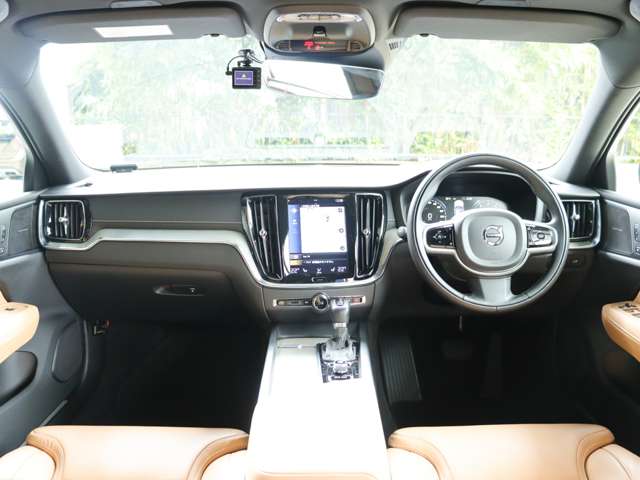 ボルボ Ｓ６０ Ｔ５　インスクリプション R1年 (関東) 99