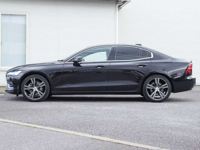 ボルボ Ｓ６０ Ｔ５　インスクリプション R1年 (関東) 99