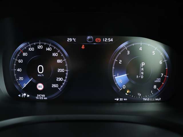 ボルボ Ｓ６０ Ｔ５　インスクリプション R1年 (関東) 99