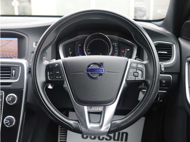 ボルボ Ｖ６０ Ｄ４ Ｒデザイン ディーゼルターボ H29年 () 99