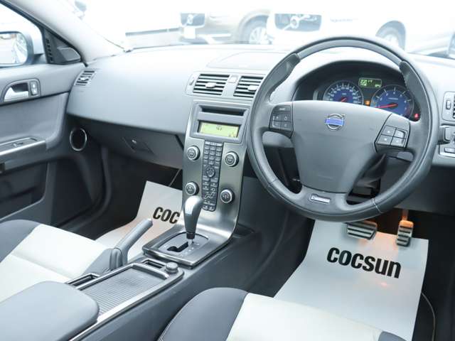 ボルボ Ｓ４０ Ｔ−５　Ｒデザイン H20年 (関東) 99