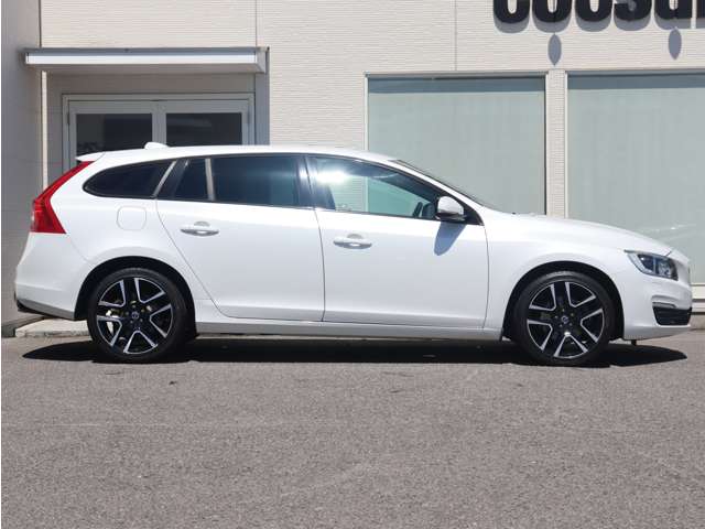 ボルボ Ｖ６０ Ｄ４ ダイナミック エディション ディーゼルターボ H28年 () 99