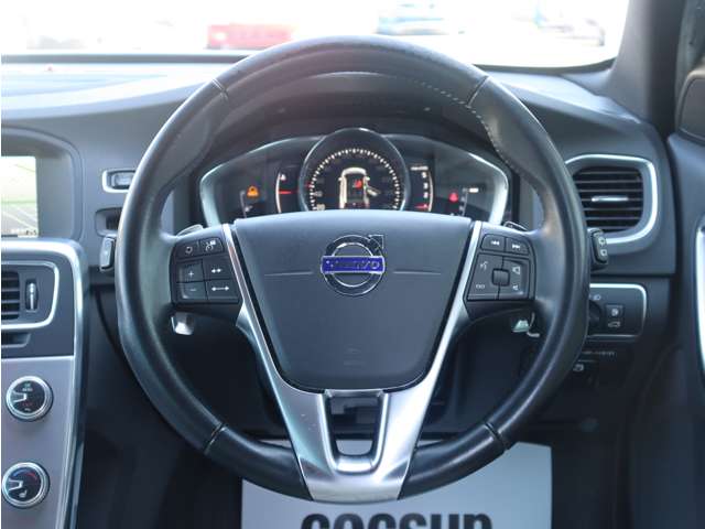 ボルボ Ｖ６０ Ｄ４ ダイナミック エディション ディーゼルターボ H28年 () 99