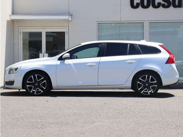 ボルボ Ｖ６０ Ｄ４ ダイナミック エディション ディーゼルターボ H29年 () 99